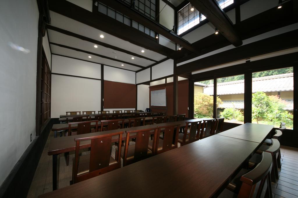 传统日式旅馆 汤温泉奥哈拉山水酒店 3*